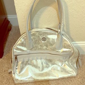 Lululemon workout bag. Like new!!